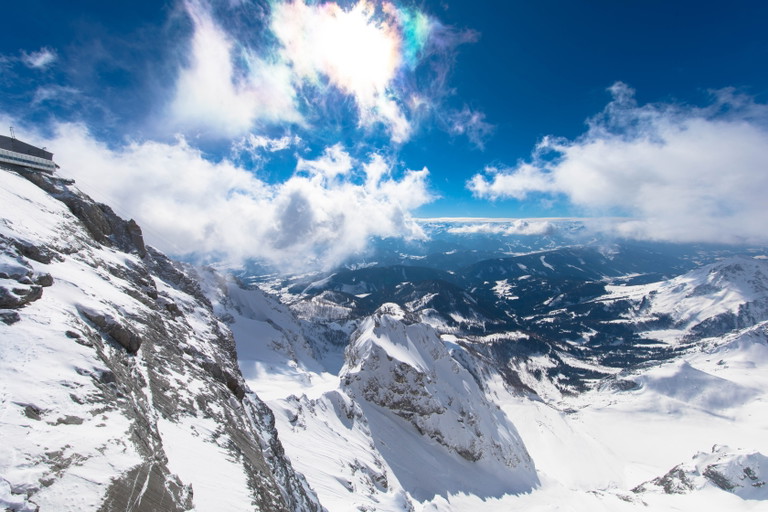 Das Dachsteinmassiv ist Dauergast im Hintergrund.