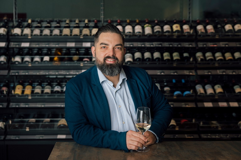 Johannes Vasak, Managing Director von Wein &amp; Co