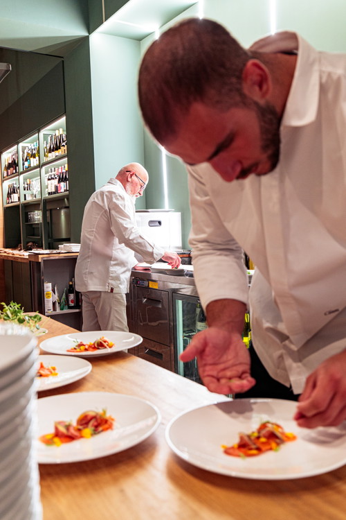 Gli chef al lavoro