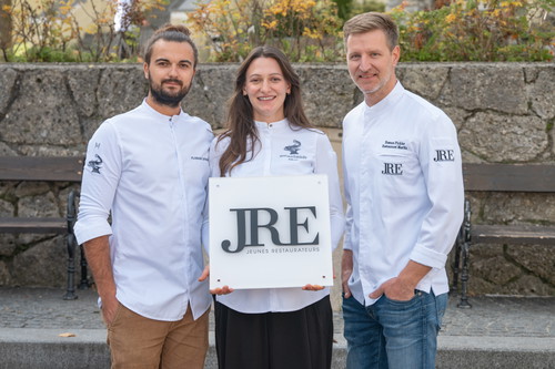 Florian Satran mit Anja Petschauer und Roman Pichler vom »Restaurant Moritz«.