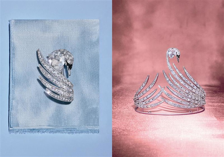 Links die »Swarovski«-Tiara aus 2025, rechts die zum Opernball 2026