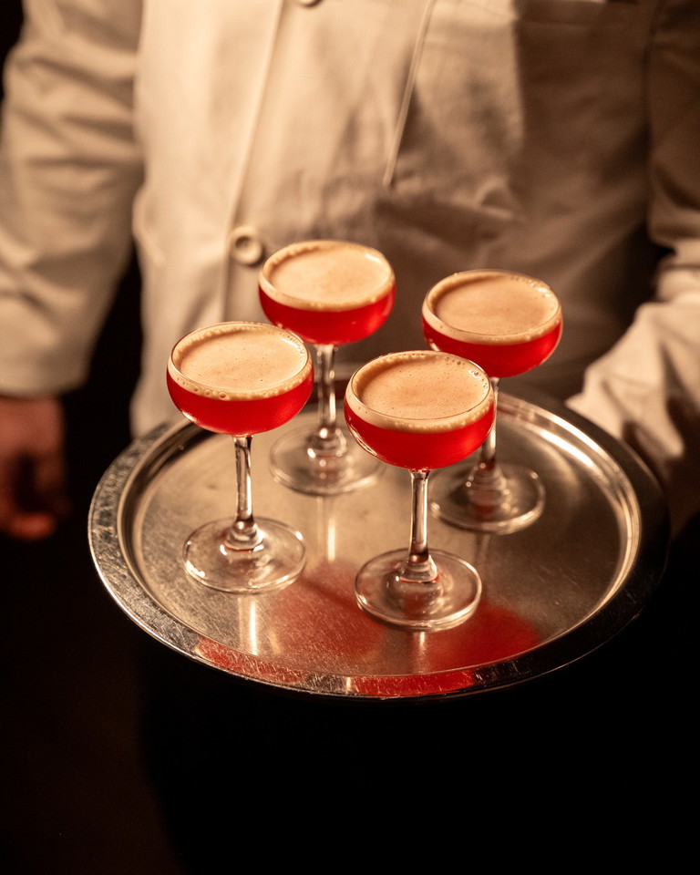 Servizio dei drink a L'Antiquario di Napoli