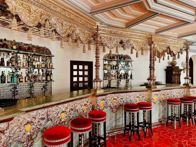 Die Bar im Boutique-Hotel »Vermelho« in Melides