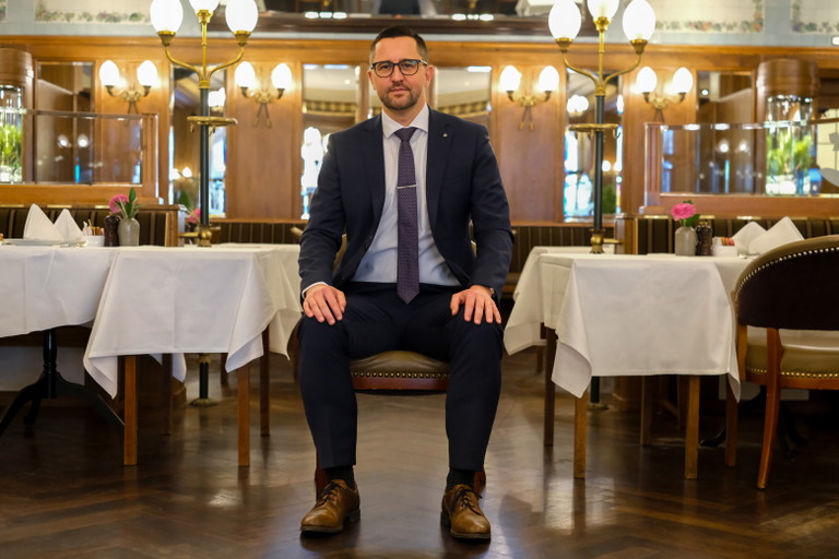 Sascha Spiegel, der neue General Manager des «Schweizerhofs» in Bern