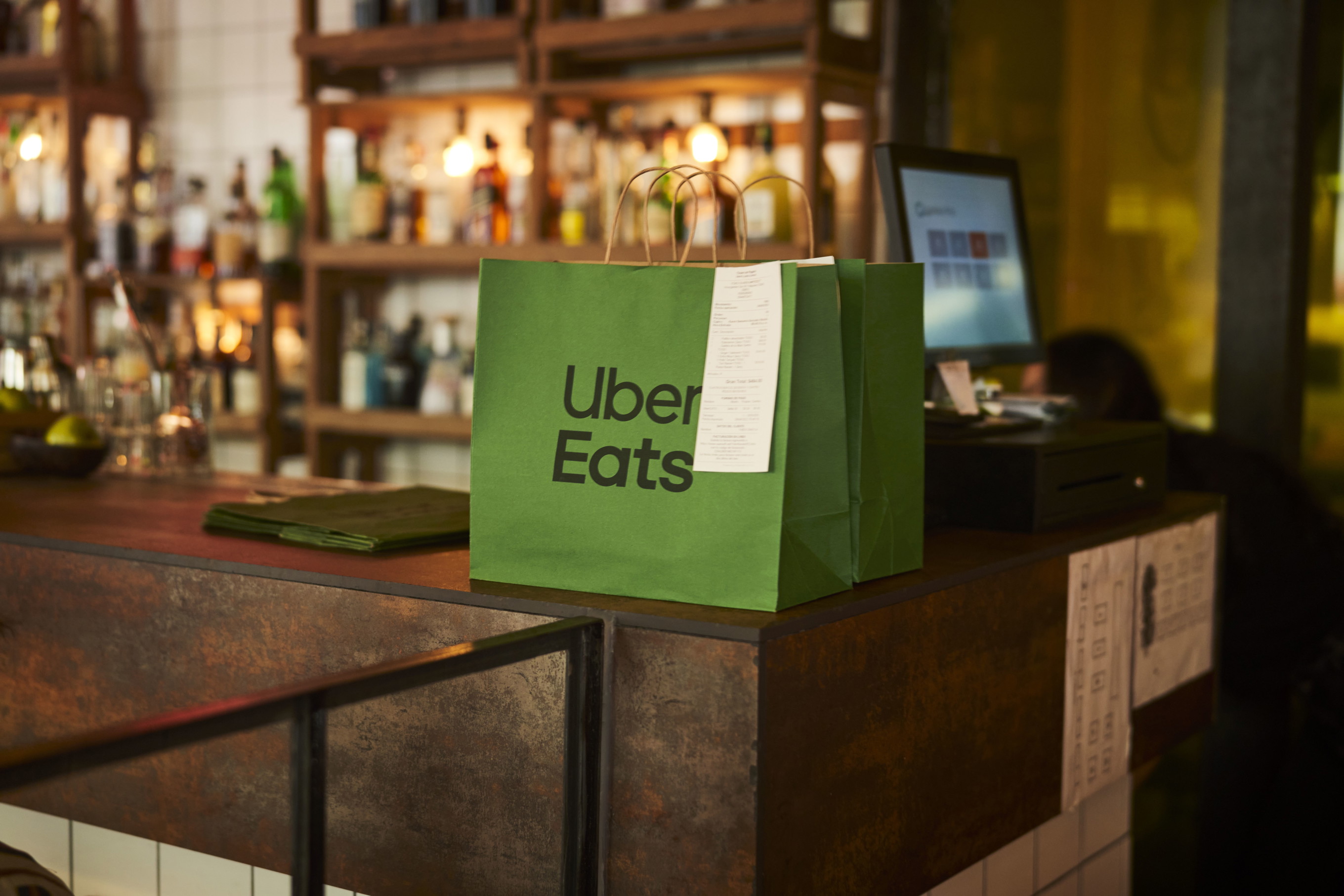 »Uber Eats« kommt 2026 nach Österreich - Falstaff