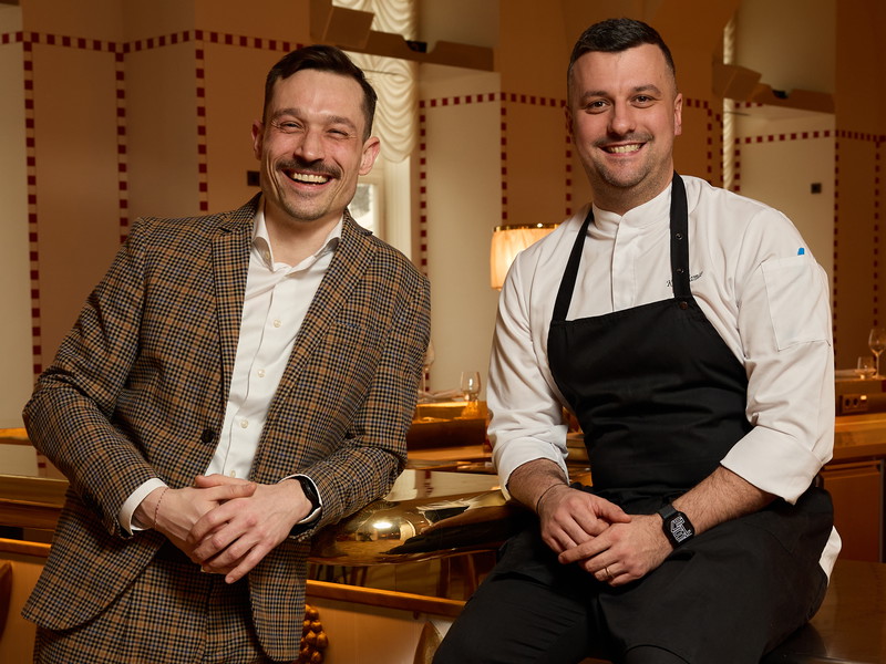 General Manager Sebastian Naumann und Chefkoch Tamas Kiss