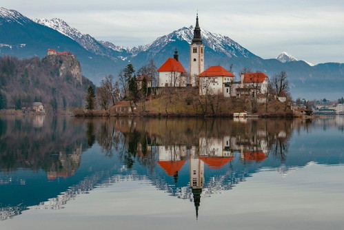 Veduta dal lago di Bled