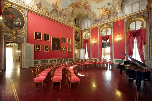 Una delle sale del Palazzo Falletti di Barolo