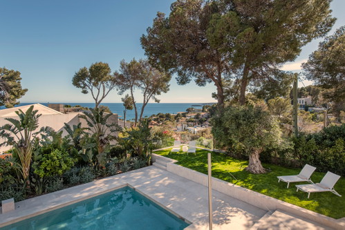 »Villa Riviera«