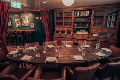 Der Secret Room