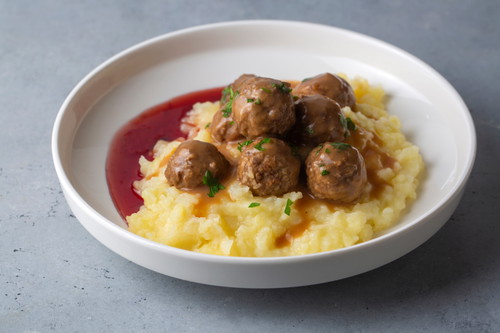 Meatballs with puree