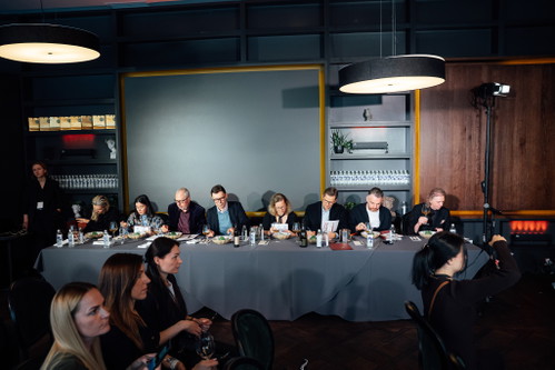 Contest jury tries 14 pairings.