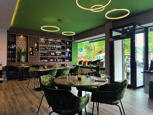 CLAUDE WEIN BAR