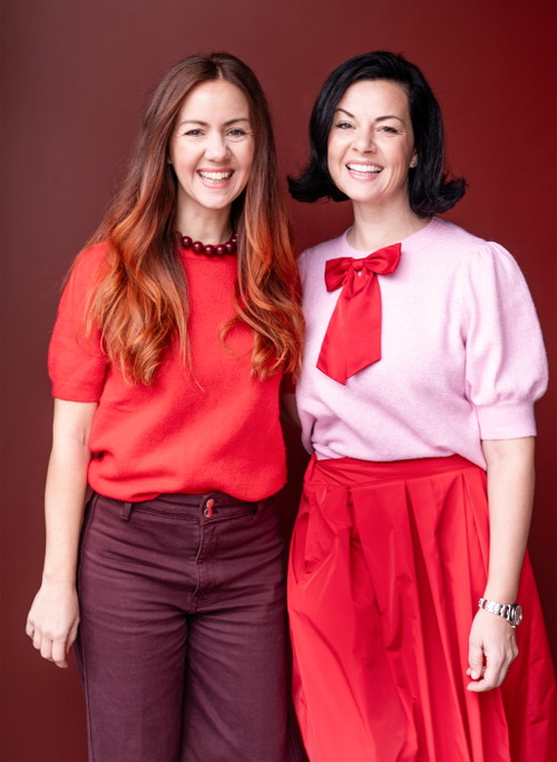 Eva Motter und Elvira Flora alias Frau Rot und Frau Rosa.
