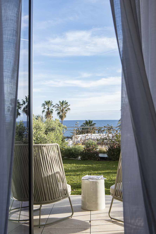 Deluxe Suite Sea View mit Garten