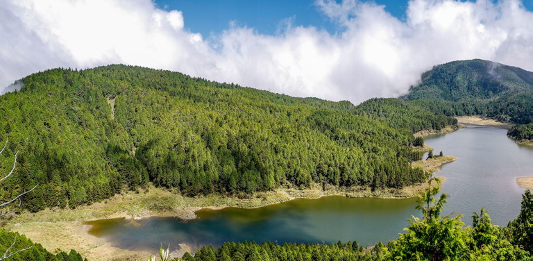 Cuifeng Lake Circular Trail in Taiwan