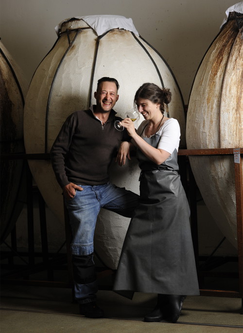 »Wir machen keine halben Sachen – wenn Orange, dann Orange – dann hat der Wein Charakter und Tannine«, sagt Manuel Ploder aus der Steiermark.