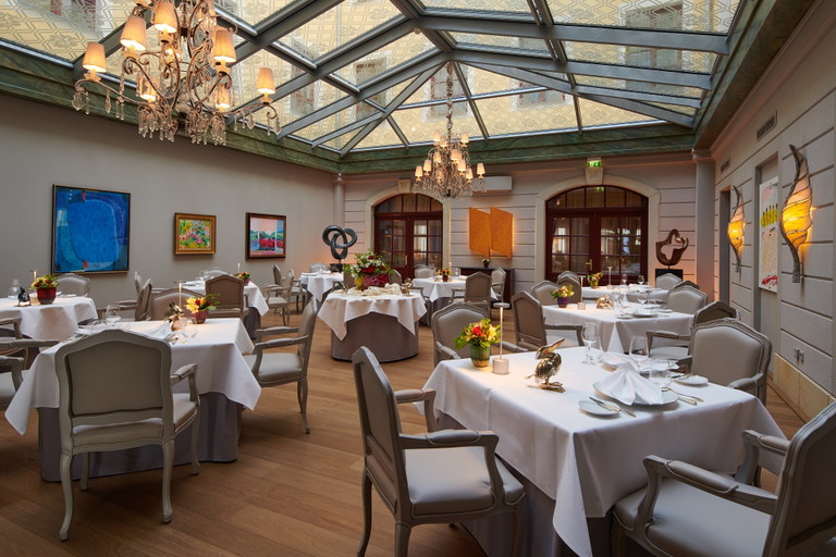 Elegantes Ambiente im Bülow Palais