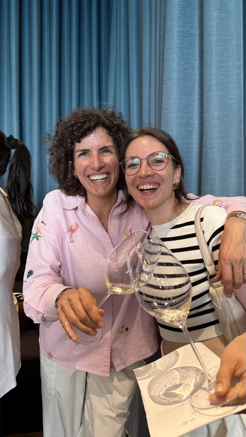 Alice Paillard von Bruno Paillard und Hannah van den Nieuwenhuizen, Restaurantleiterin und Sommelière im Igniv Andermatt