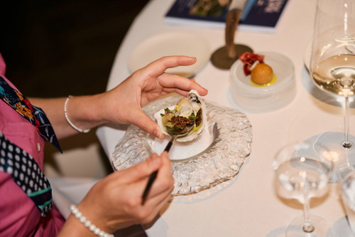 »Glasswing Restaurant by Alexandru Simon«-Wine &amp; Dine mit Tenuta La Massa © Etzlfoto