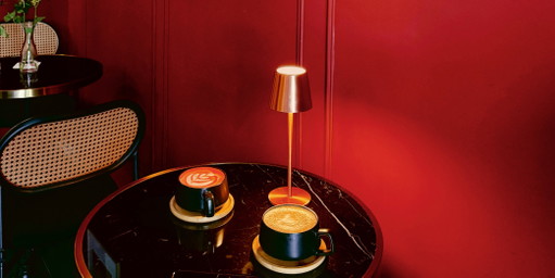 »Café Crimson« in Wien-Leopoldstadt: Neues Café verbindet Specialty Coffee und Bar-Konzept