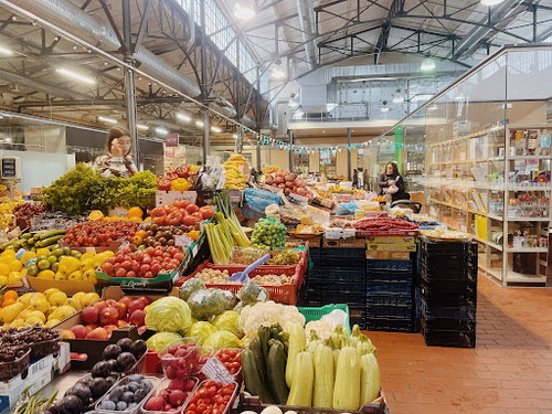 Hales market