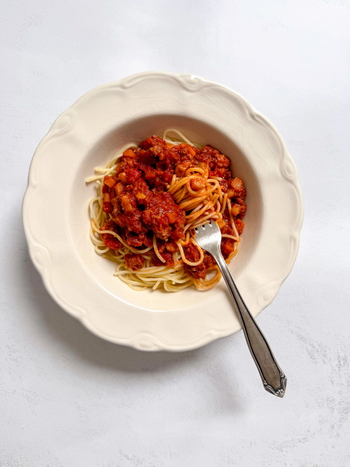 Bolognese mit weißer Schokolade.