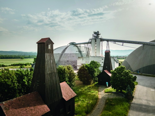 Die Saline Schweizerhalle: Hier wird neben Speisesalz auch Salz für Landwirtschaft, Industrie und Pharmaprodukte hergestellt.