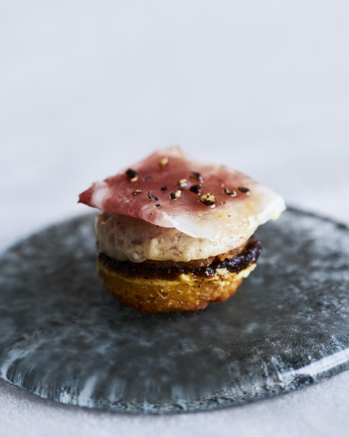 SNACKS CRUMPET HAM CHEESE