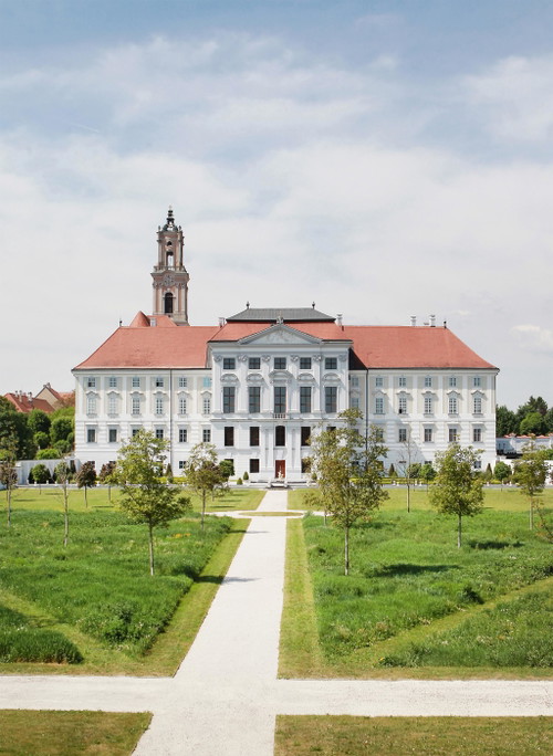 Barocke Pracht: das Stift Herzogenburg im Herzen des Traisentals war stets eine treibende Kraft der regionalen Weinkultur.