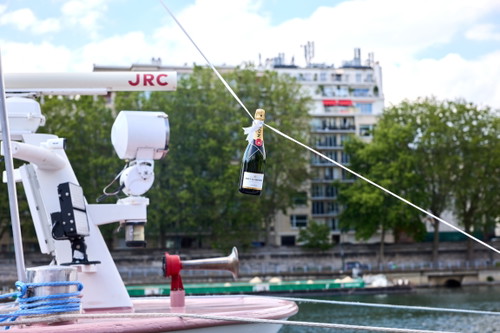 VIVA BEYOND - christening in Paris