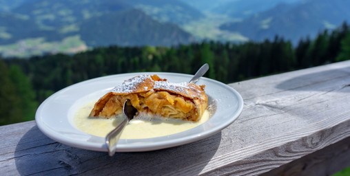 Tag des Apfelstrudels: Acht Rezepte für den Mehlspeisen-Klassiker
