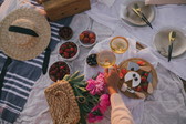 Das gehört in den perfekten Picknick-Korb