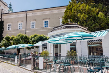 Top Weinlokale mit schönen Gastgärten in Salzburg