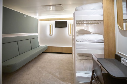 Standard cabin 6709