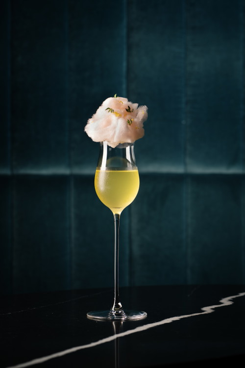 Drink in der «Bar am Wasser»