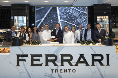Ferrari Spazio Bollicine, il viaggio comincia dal calice