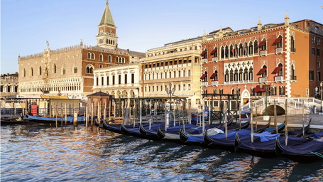 This Luxury Hotel Adds Even More Glamour to Venice