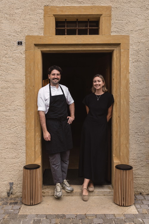 Timon Wolf und Sydney Karolewski führen das «Château de Raymontpierre».