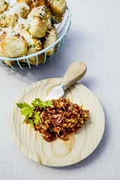 Garlic bread with bacon chutney