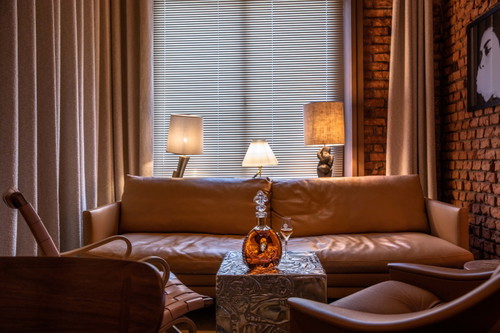 «Eden Cigar Lounge»