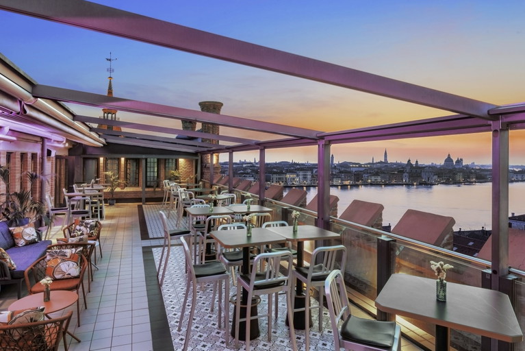 Una posizione privilegiata, allo Skyline Rooftop Bar