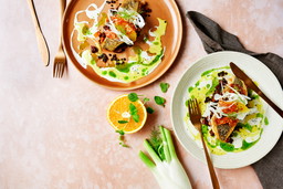 Wolfsbarsch mit Chorizo-Linsen, Fenchel und Orange