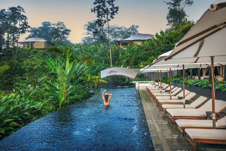 Die Besucher können sich in Eco-Lodges ganz natürlich in die exotische Umgebung einfügen.