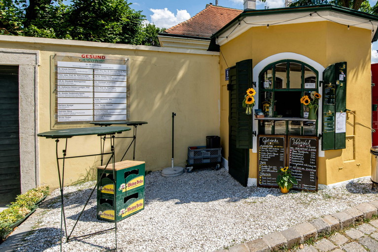 Der »Wiener Würstelpavillon« in Schönbrunn.
