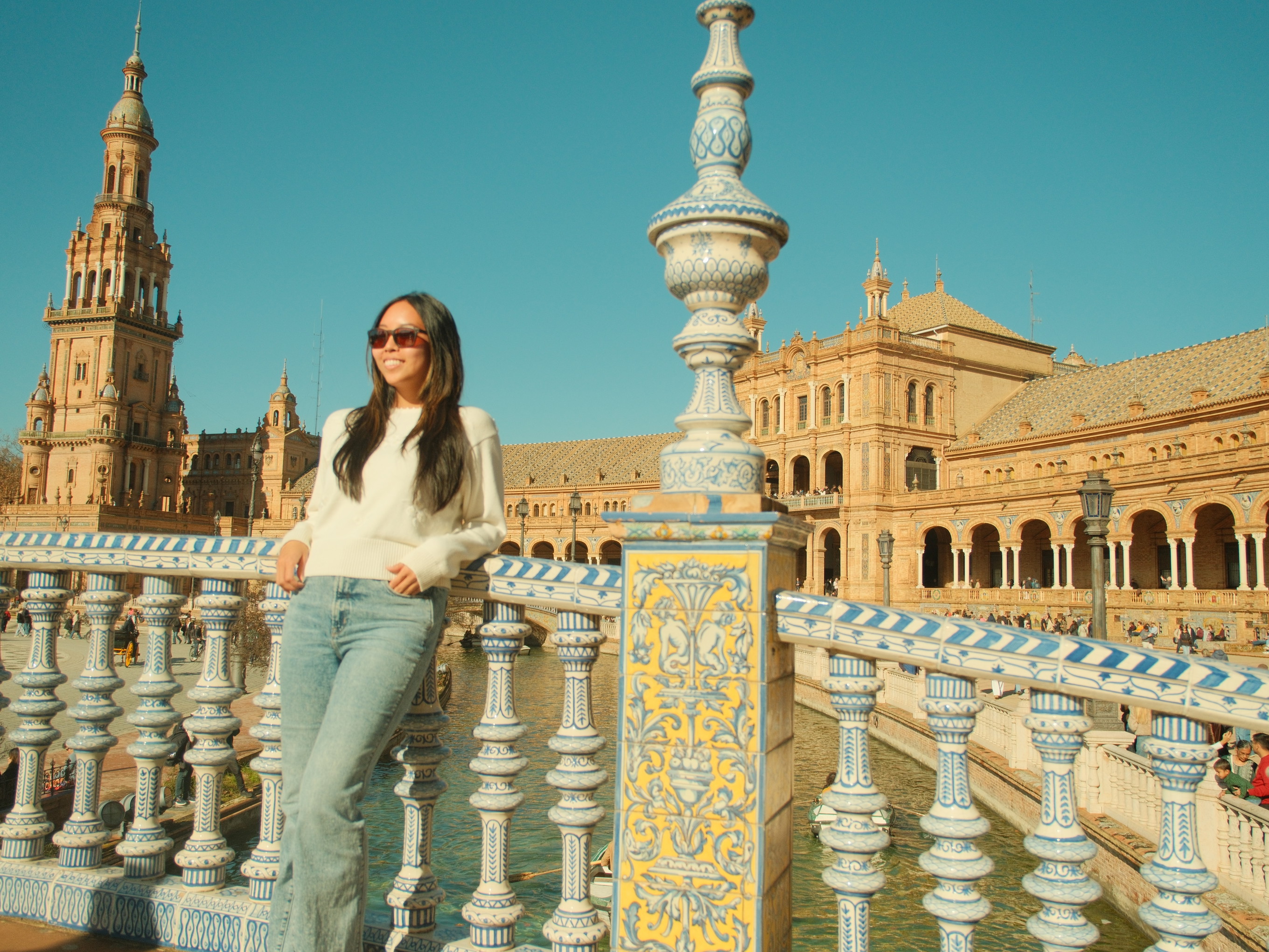 Chinesische Touristin in Sevilla