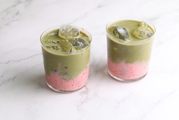 Strawberry Matcha Smoothie