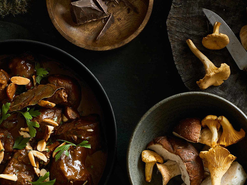 Venison Shoulder in Chocolate Chilli Sauce