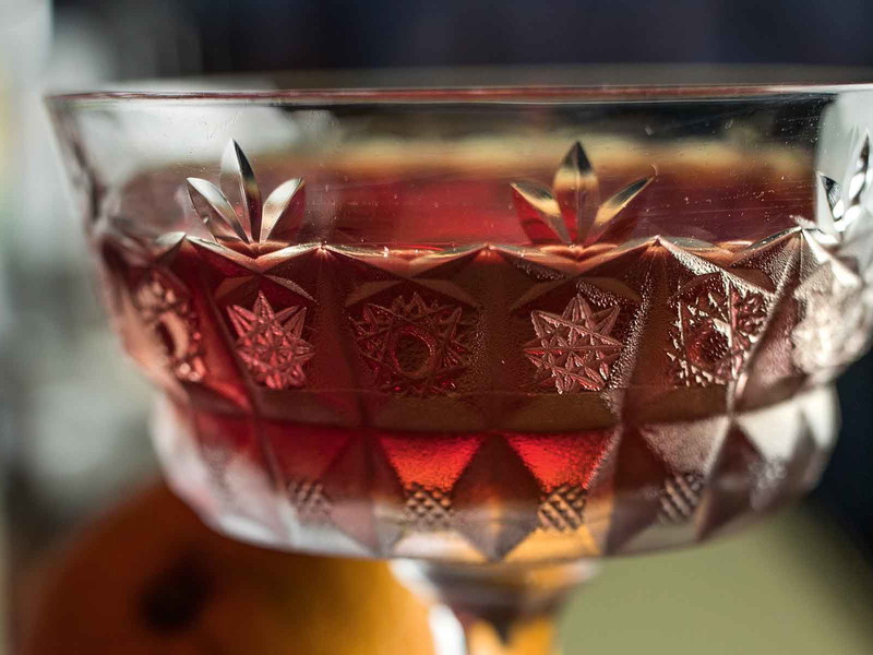 Im »Rum Martinez« kommt der gereifte Rum in Verbindung mit Wermut und Maraschino voll zur Geltung.&nbsp;&nbsp;
