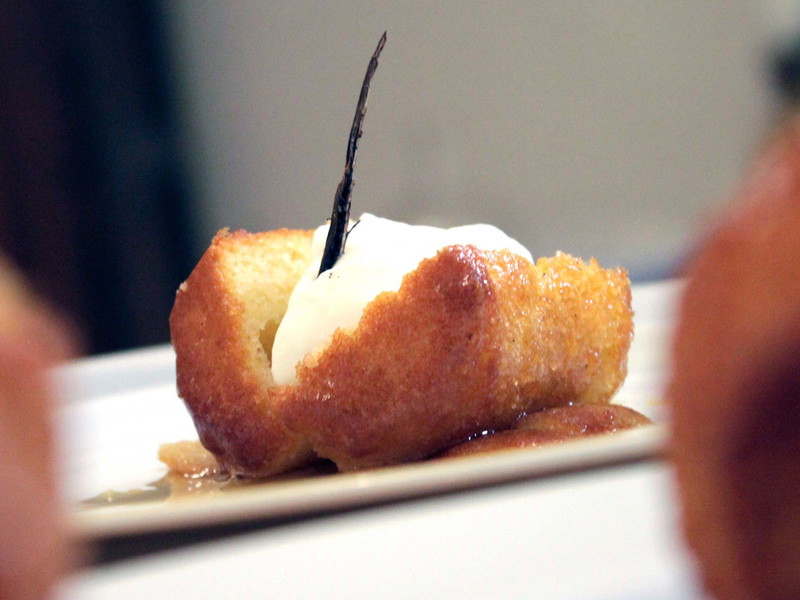 Französischer Krapfen mit Rum